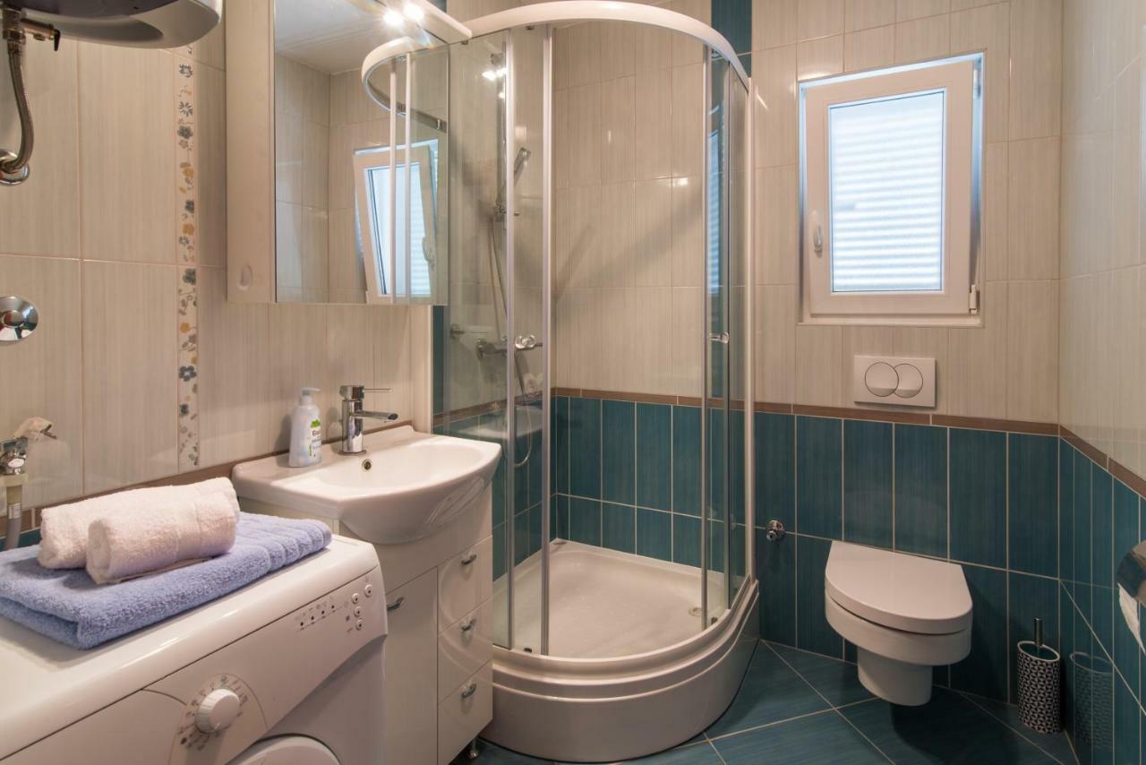 Apartment Rose Malinska Ngoại thất bức ảnh